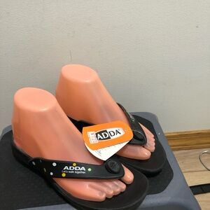 ADDA Women's Black and Red Flip Flops Beach Shies Size 5(brand new)